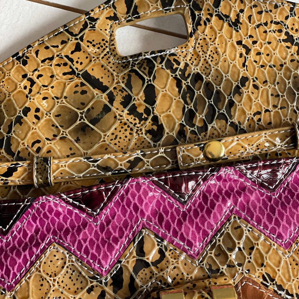 Zigzag Purse - image 4